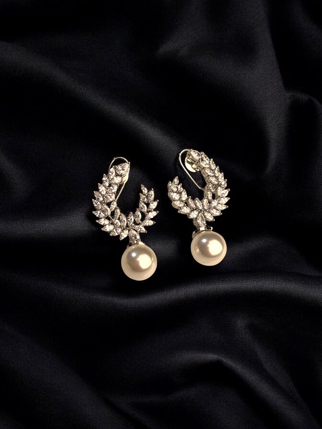 

VOGUE BY RITU Contemporary Drop Earrings, Silver