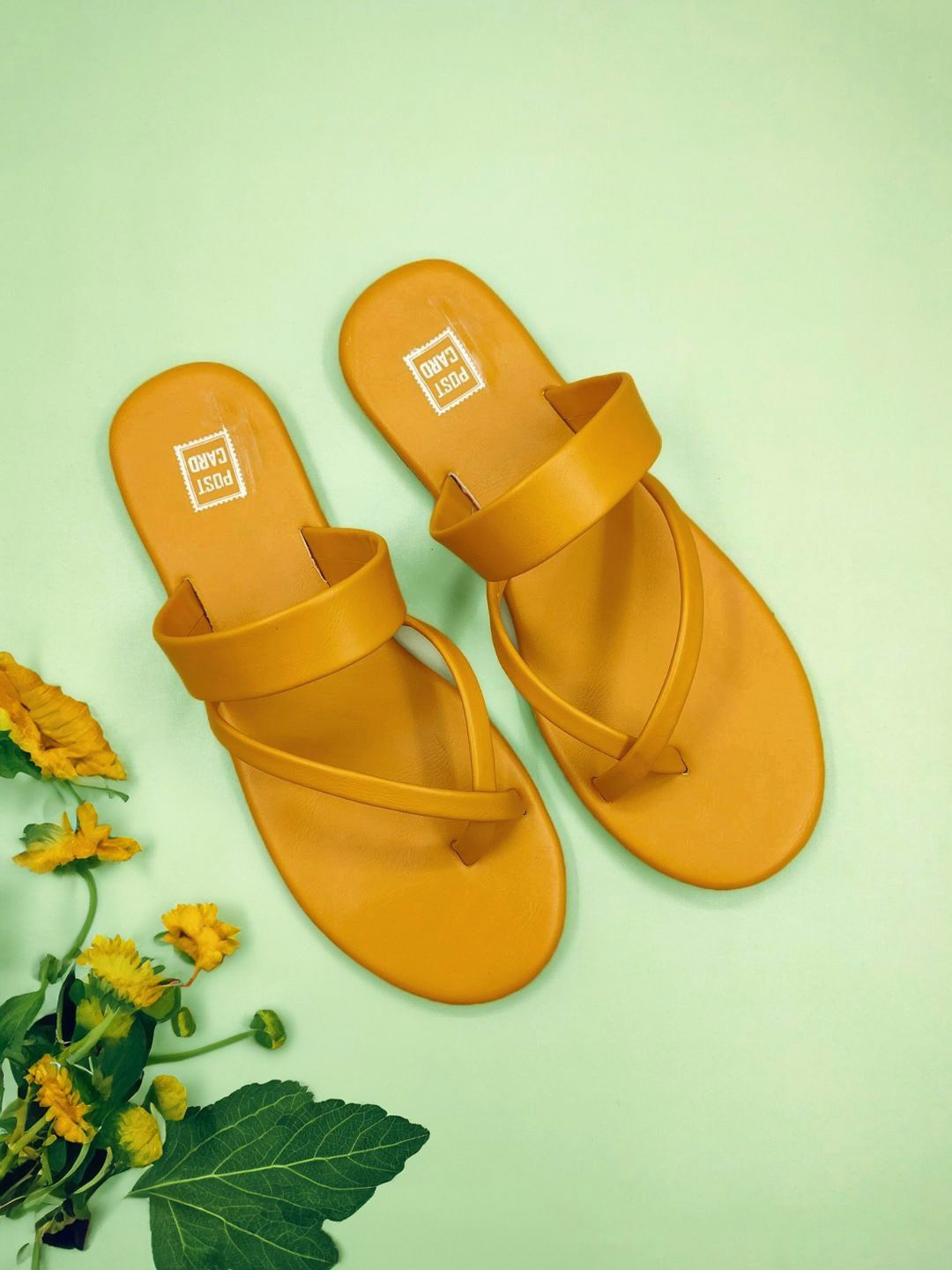 

POSTCARD Women Textured One Toe Flats, Yellow