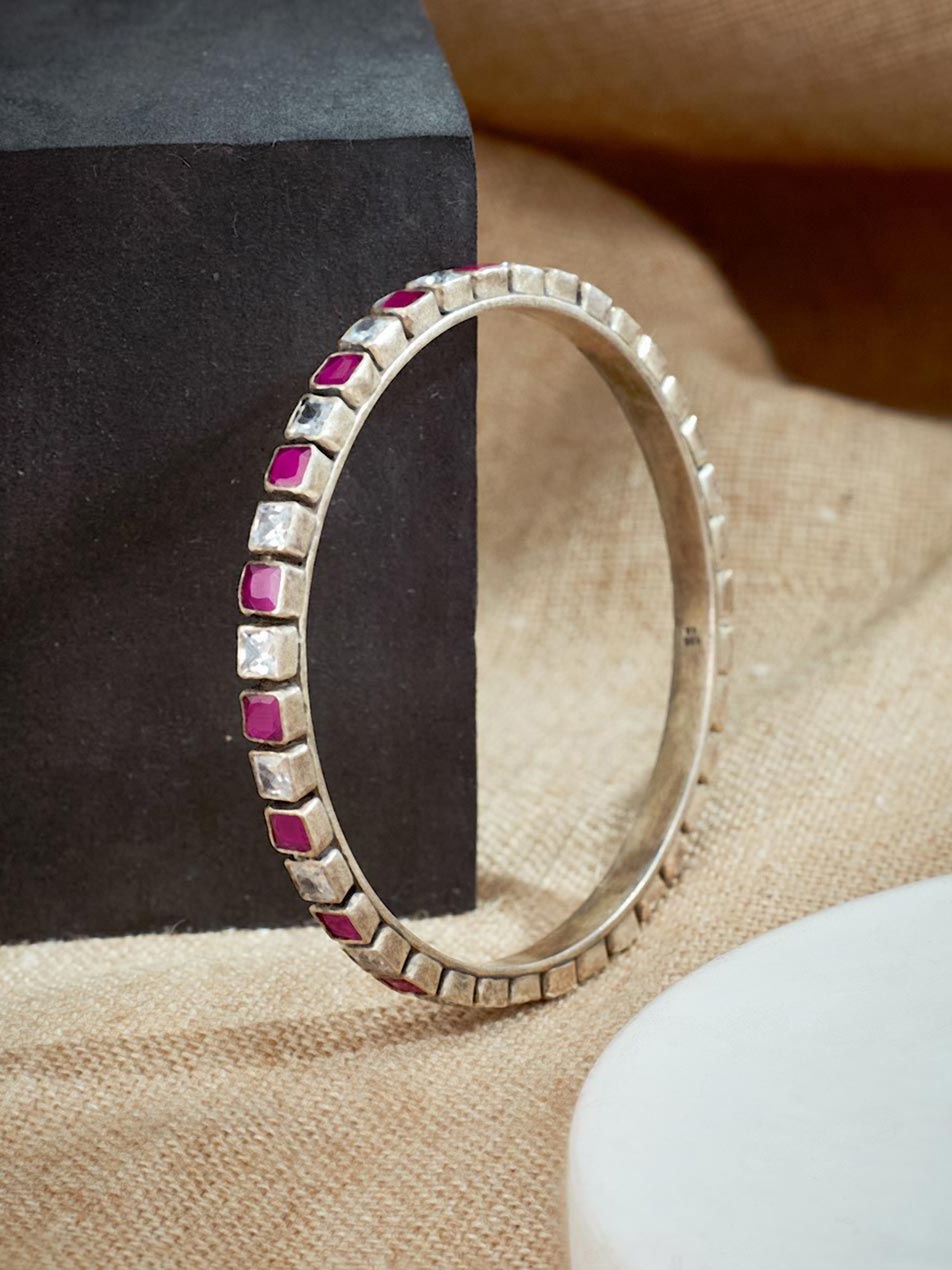 

Fabindia Silver Artificial Stone Bangle
