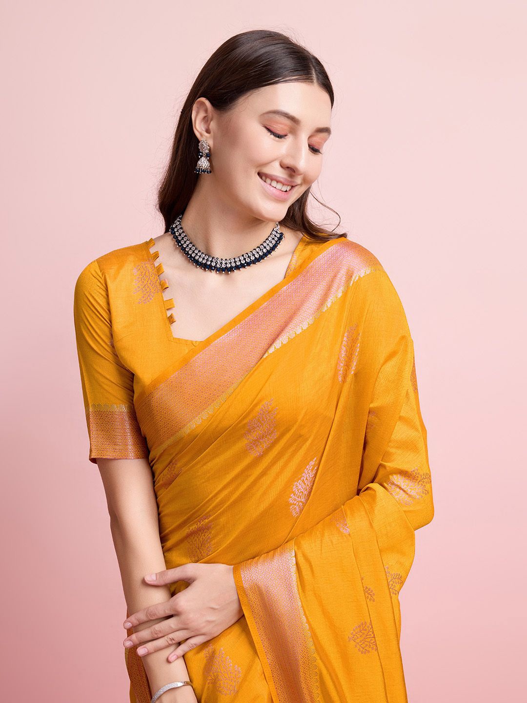 

DIVASTRI Woven Design Zari Pure Silk Banarasi Saree, Pink