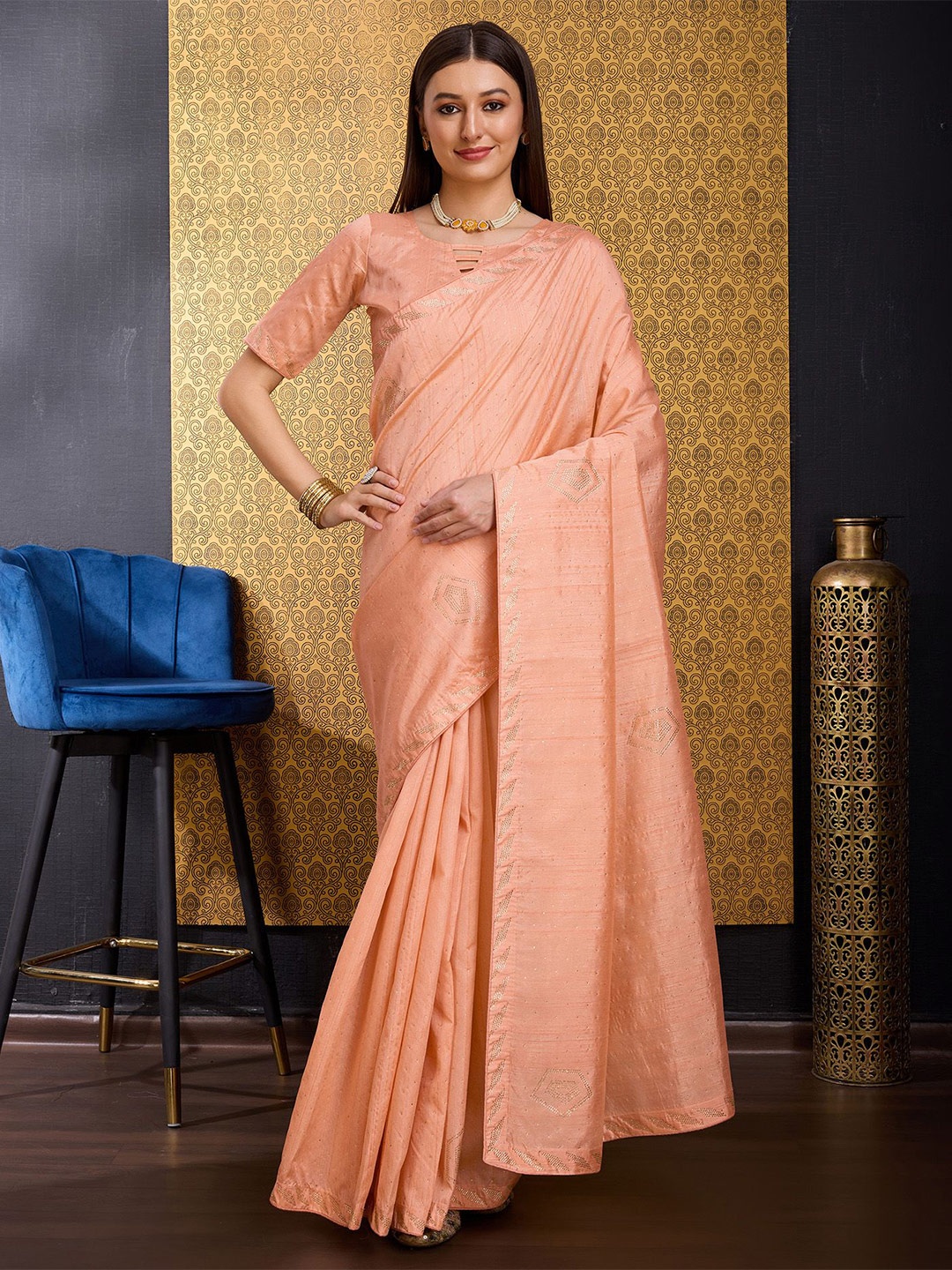 

DIVASTRI Embellished Beads and Stones Silk Blend Tussar Saree, Peach