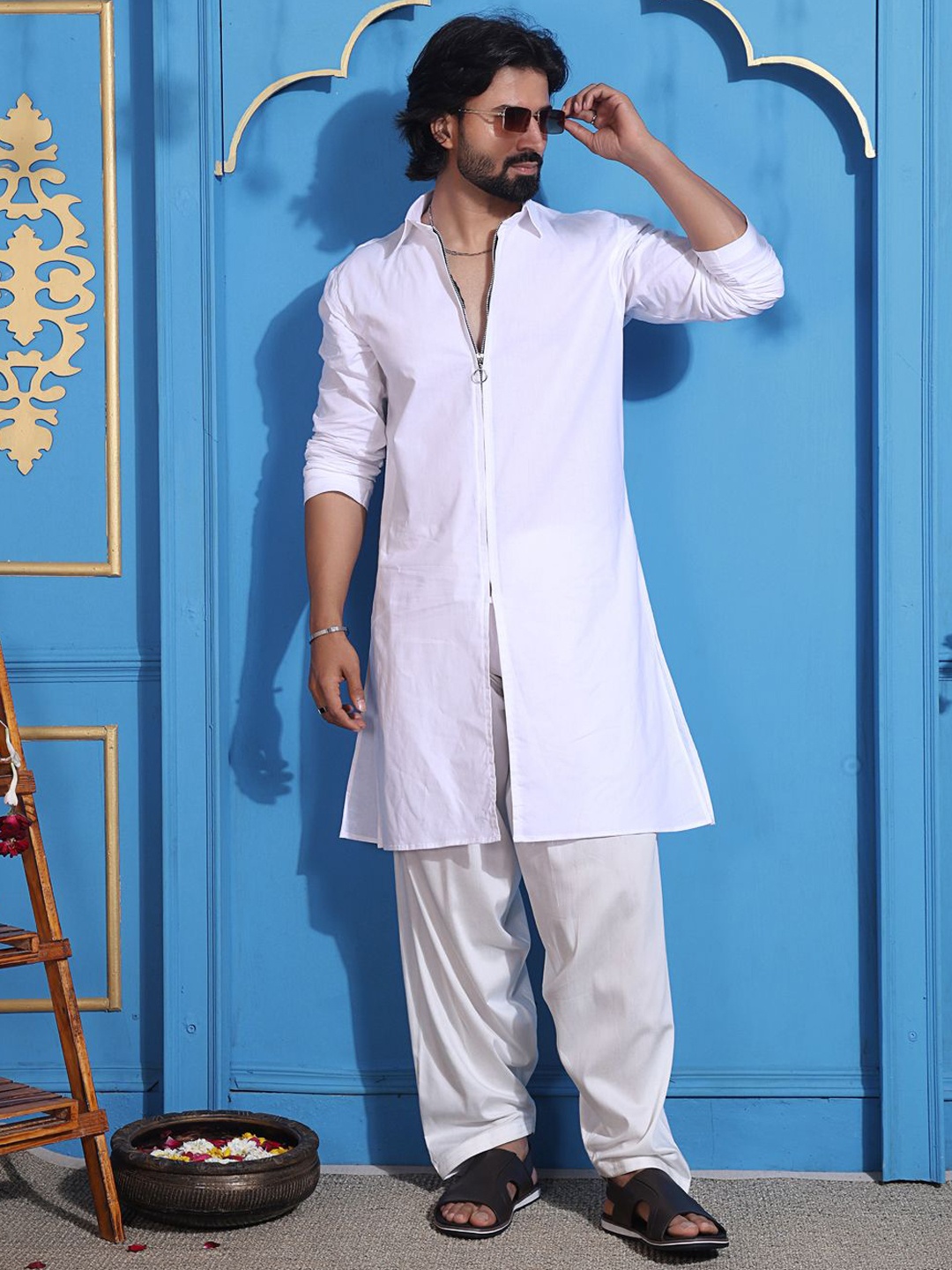 

MIDAV Men Thread Work White Romance Pathani Kurta