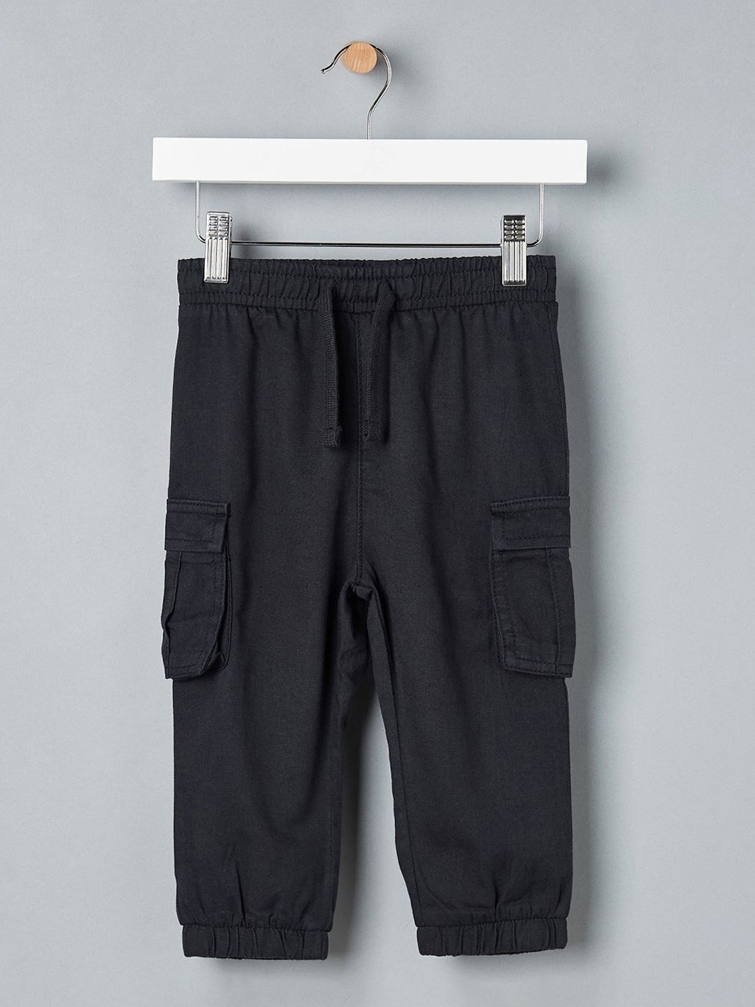 

max Boys Cotton Mid-rise Cargo Joggers, Black