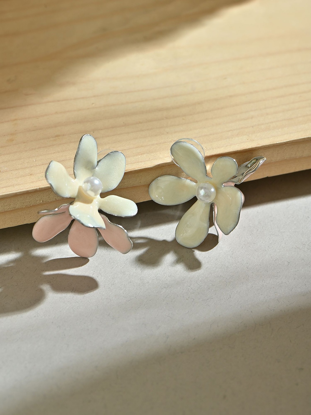 

ToniQ Floral Drop Earrings, Pink