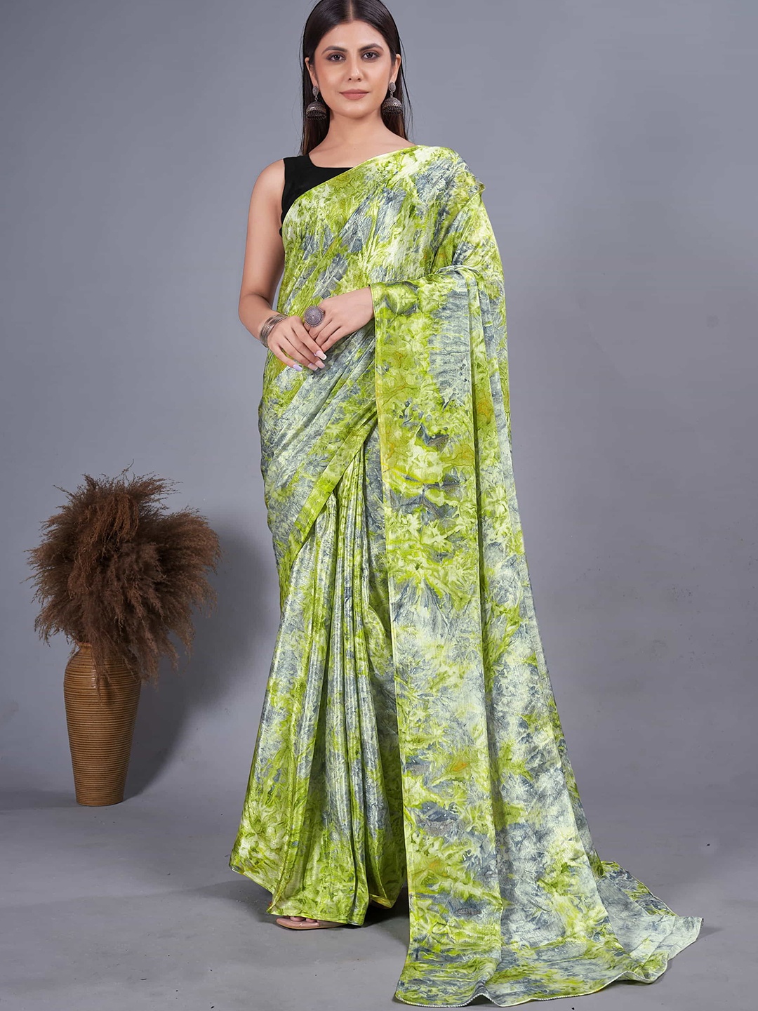 

HERE&NOW Floral Pure Chiffon Ready to Wear Saree, Green