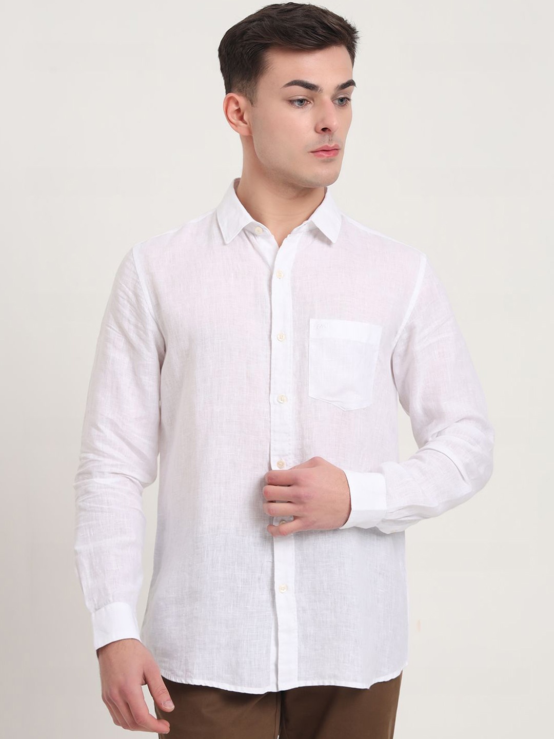 

JADE BLUE Men Slim Fit Opaque Casual Shirt, White