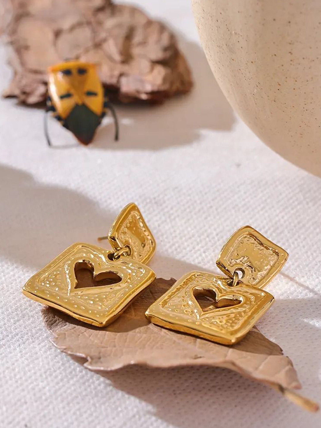 

DressBerry Heart Shaped Drop Earrings, Gold