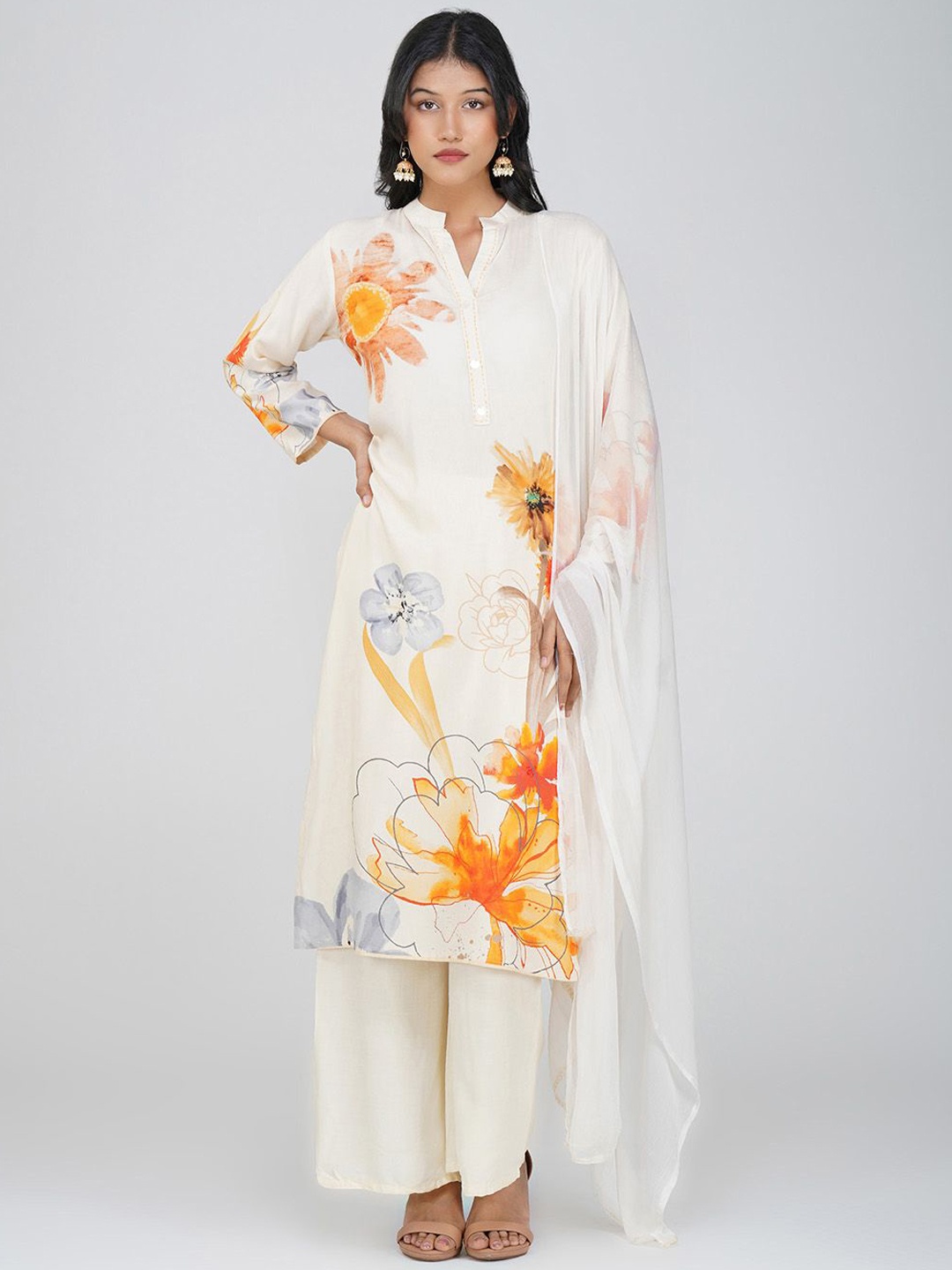 

Charitra Women Floral Printed Regular Kurti with Palazzos & With Dupatta, Beige