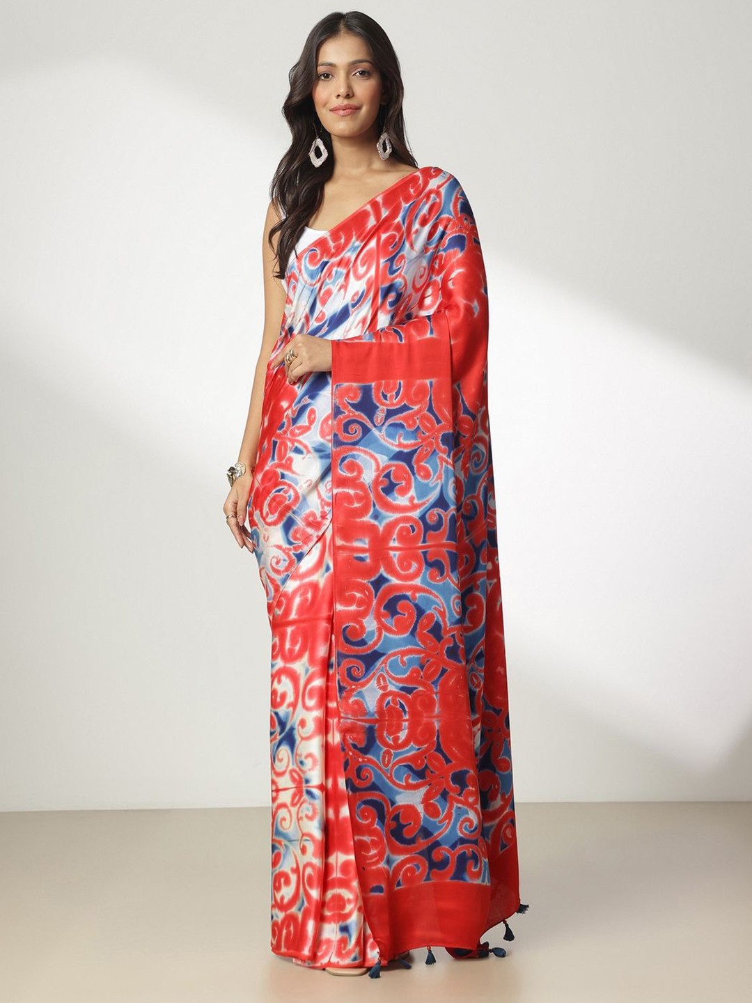 

navyasa by liva Liva Saree, Red
