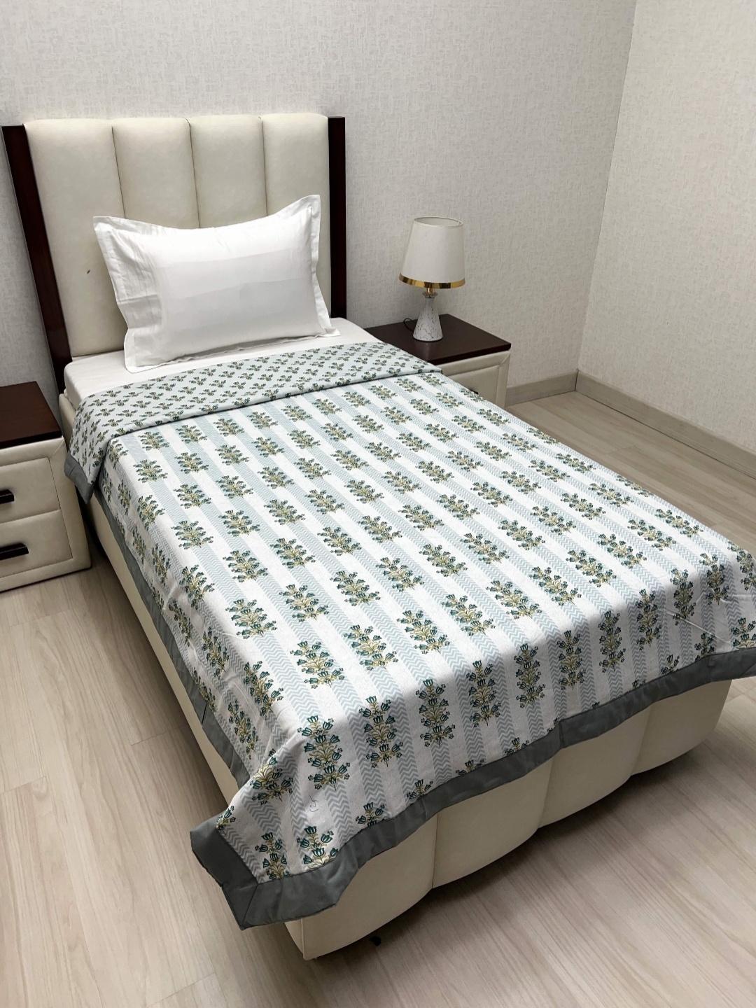 

Pure Decor Sole Silken Green Floral Printed Cotton AC Room Reversible Single Bed Dohar