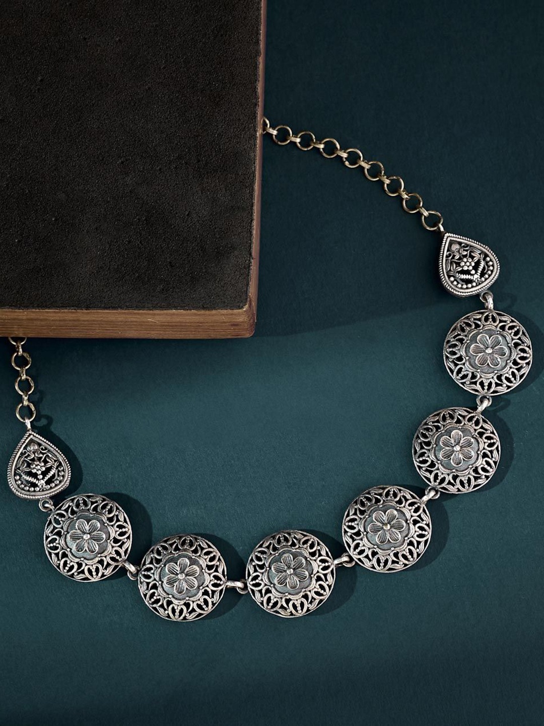 

Fabindia Necklace, Silver