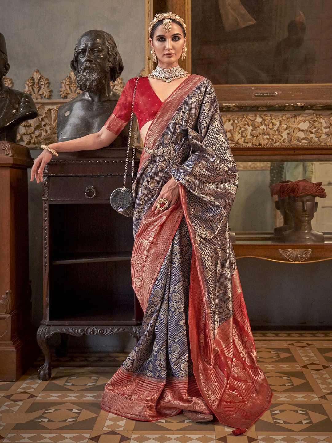 

MAHALASA Woven Design Zari Pure Silk Kanjeevaram Saree, Blue