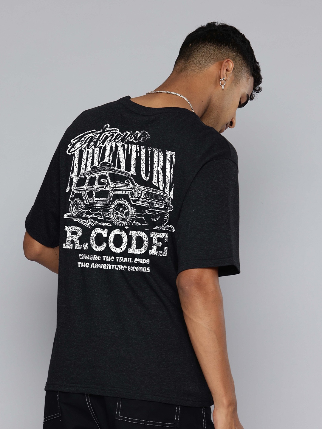 

R.Code by The Roadster Life Co. Men Printed Monochrome T-shirt, Charcoal