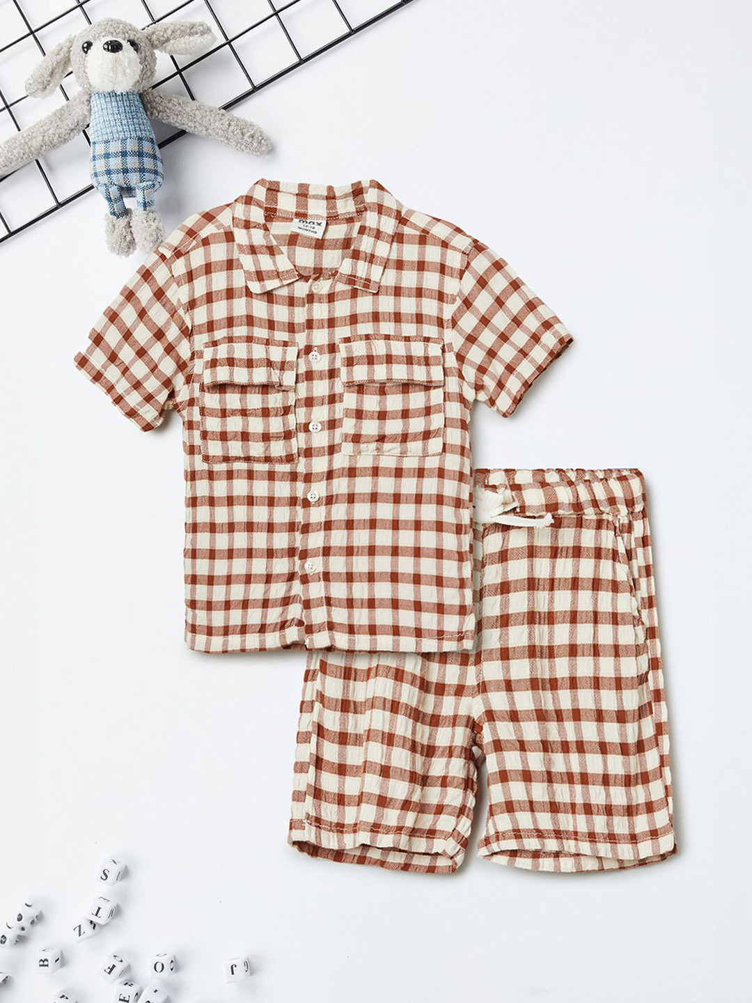 

max Boys Checked Shirt with Shorts, Brown
