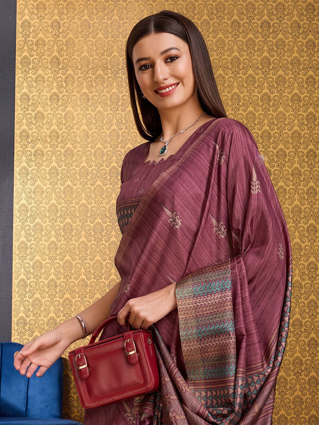 

DIVASTRI Silk Blend Sambalpuri Saree, Pink