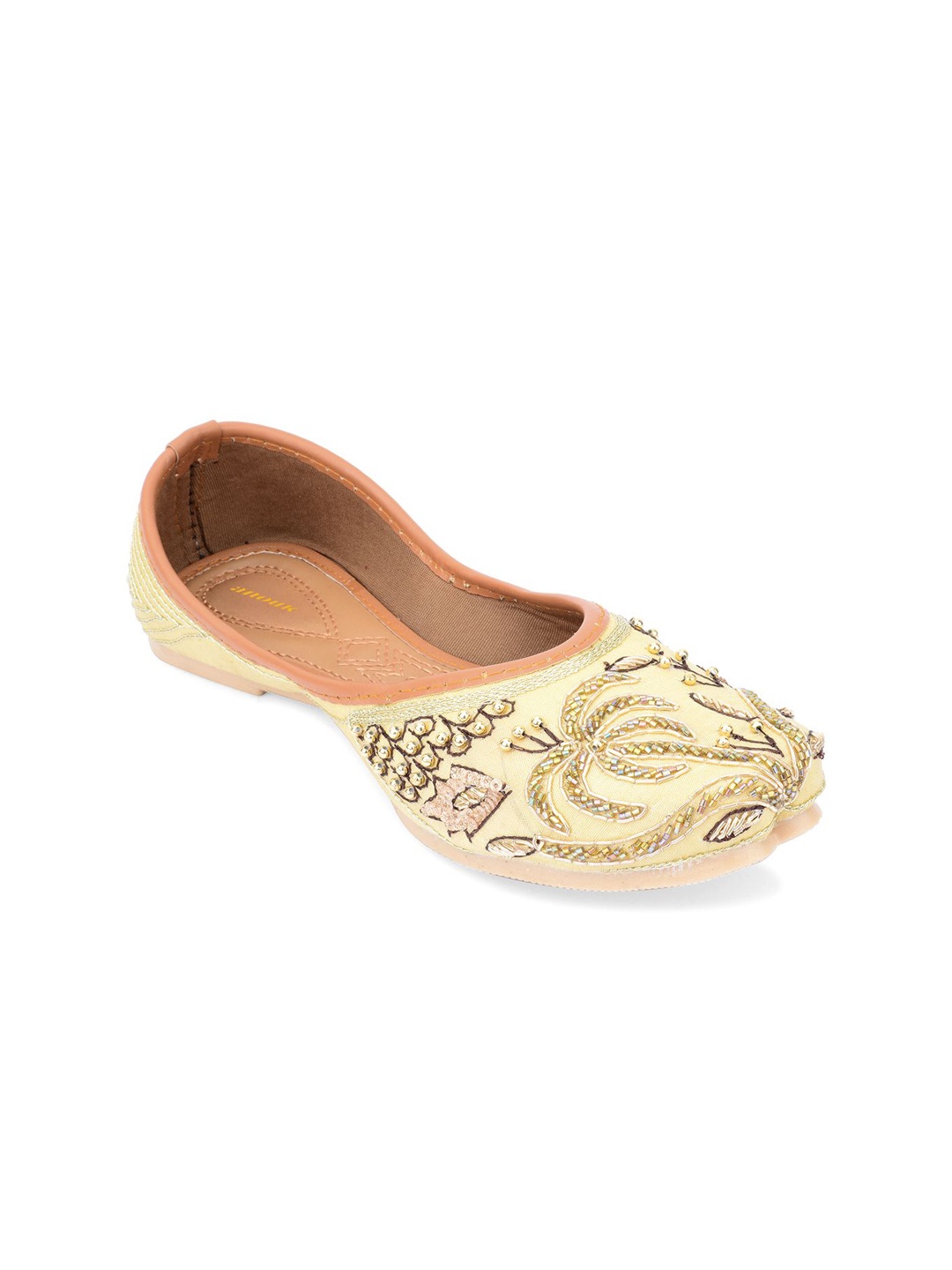 

Anouk Women Embellished Ethnic Mojaris Flats, Gold