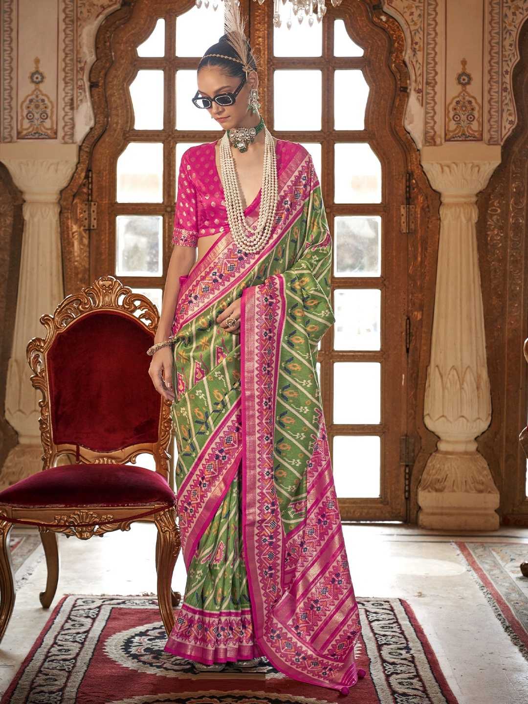 

MAHALASA Ethnic Motifs Zari Pure Silk Handloom Patola Saree, Green