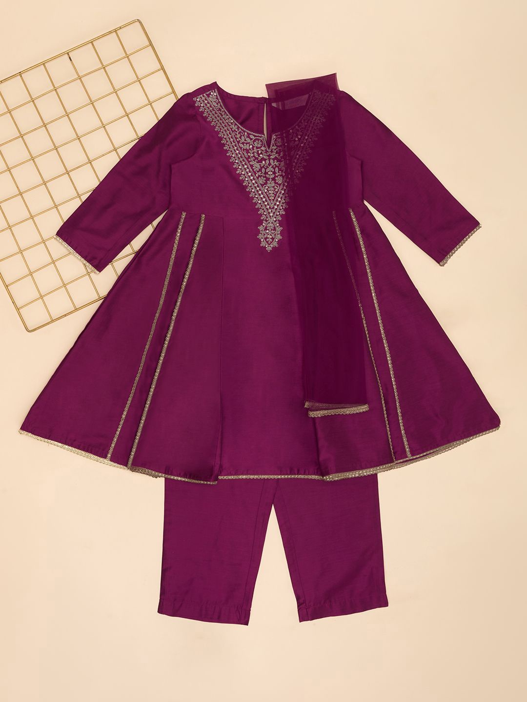 

AKKRITI BY PANTALOONS Girls Ethnic Motifs Pleated Kurta with Trousers & With Dupatta, Purple