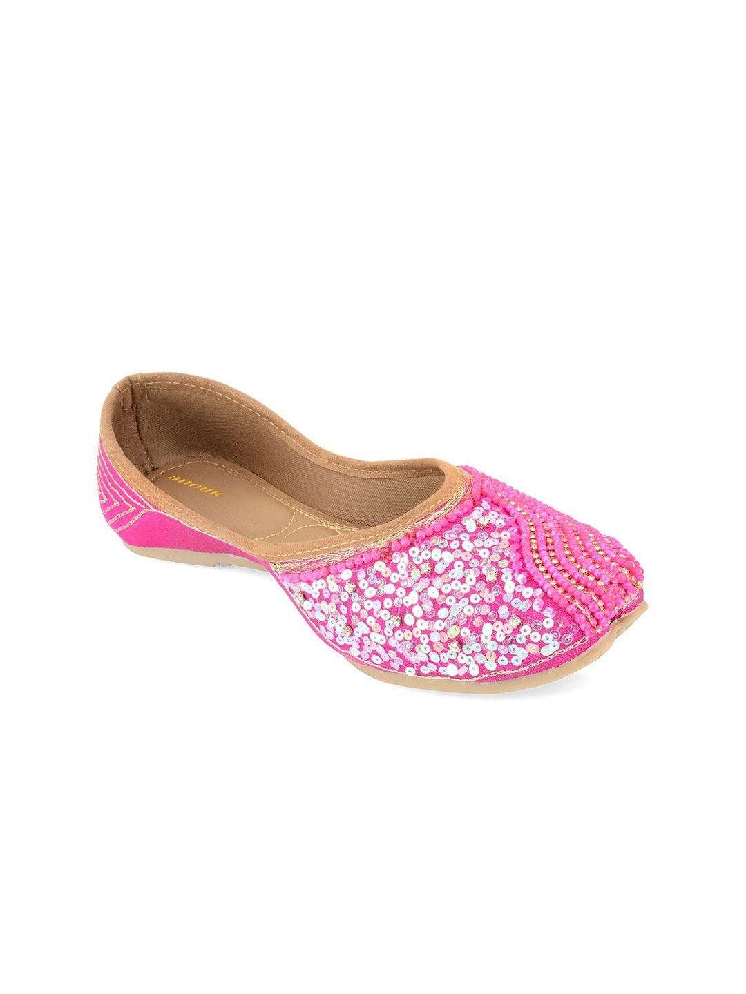 

Anouk Women Embellished Ethnic Mojaris Flats, Pink