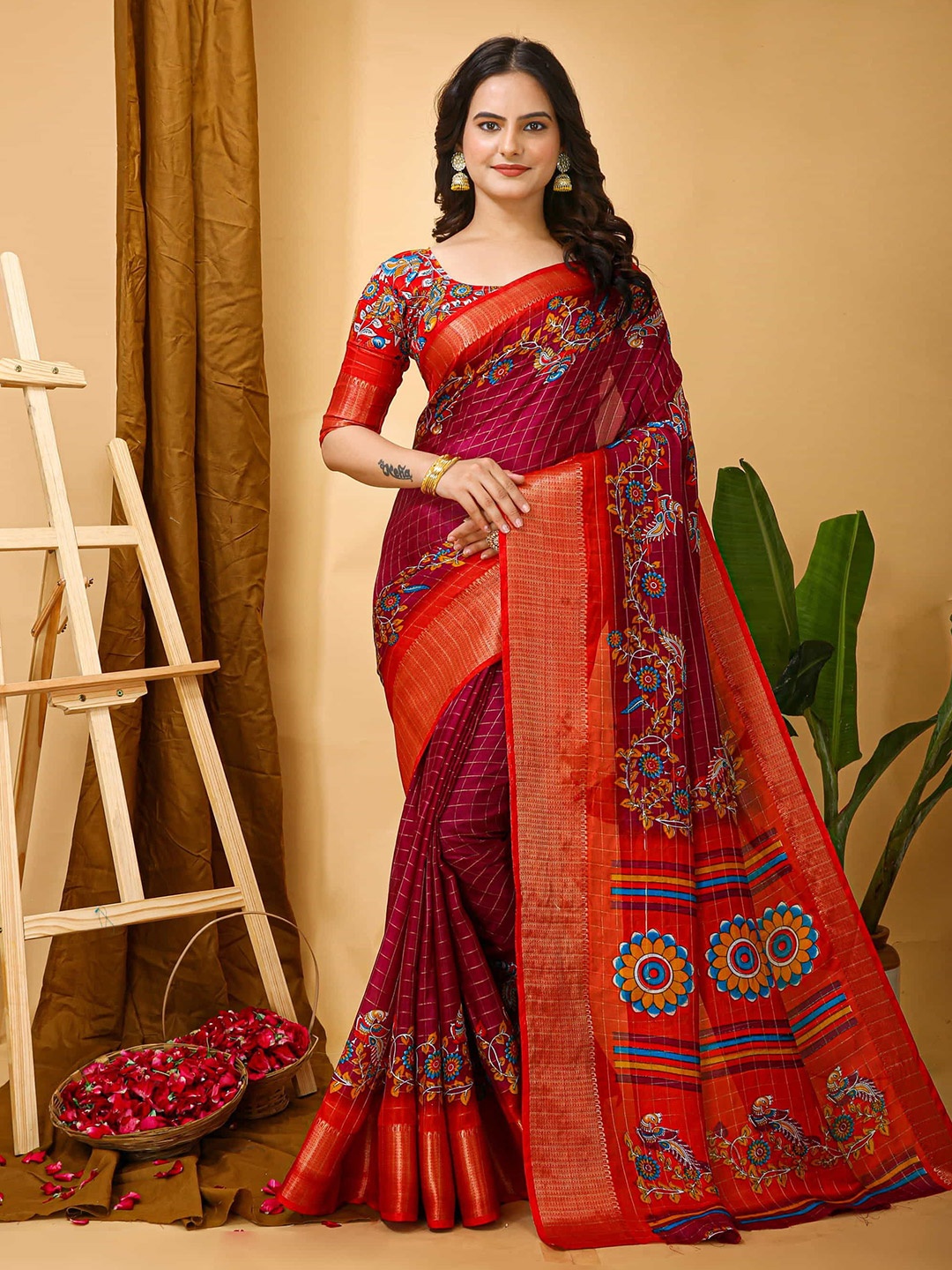 

Mitera Ethnic Motifs Zari Art Silk Banarasi Saree, Red