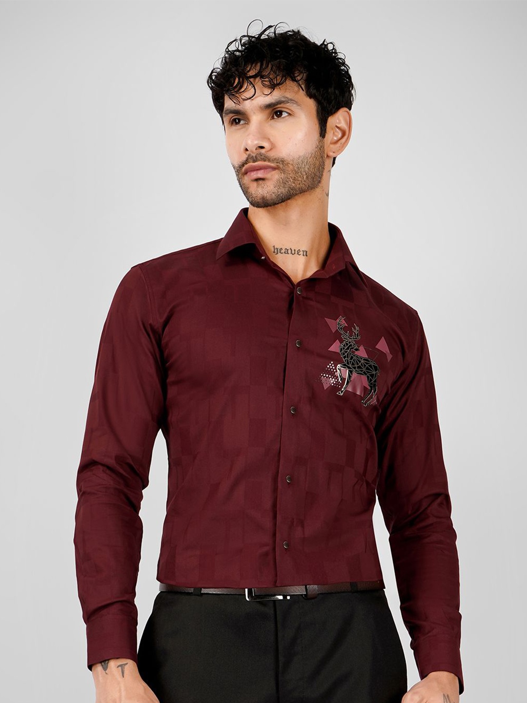 

DESIGN UP Men Standard Slim Fit Opaque Party Shirt, Maroon