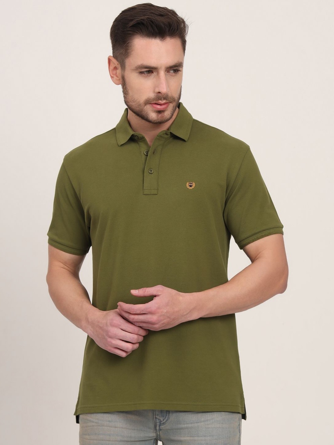 

JADE BLUE Men Polo Collar Applique Slim Fit T-shirt, Olive