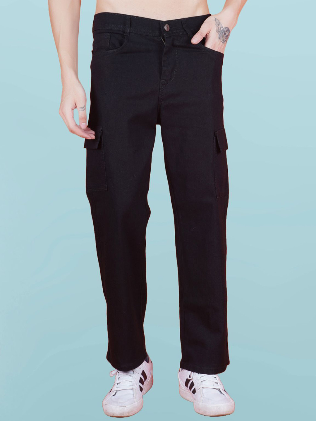

LINARIA Men Classic Regular Fit Mid-Rise Clean Look Cargo Styles Jeans, Black