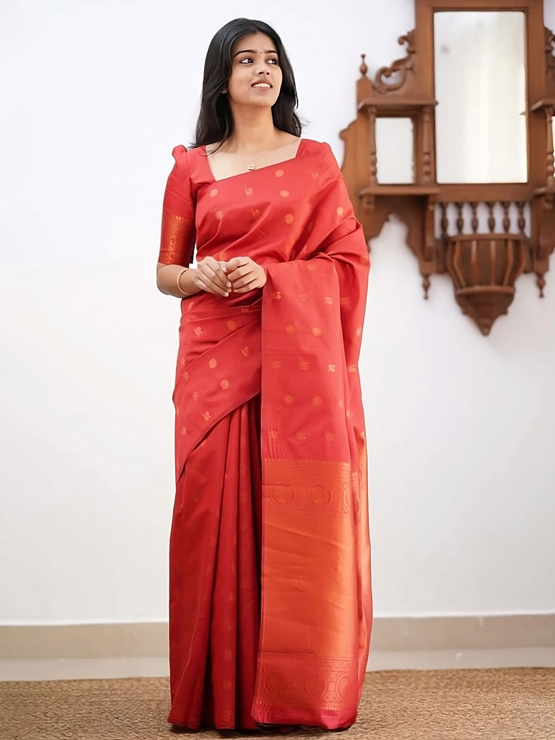

Moda Rapido Woven Design Zari Silk Blend Banarasi Saree, Red