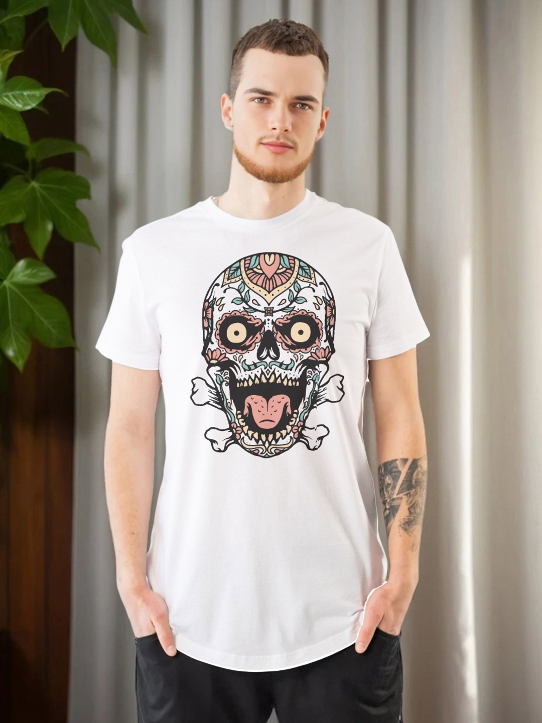 

Moda Rapido Men Printed Applique T-shirt, White
