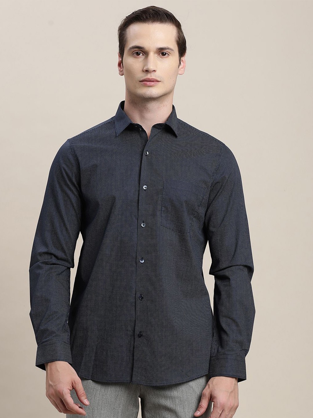 

Turtle Men Standard Slim Fit Opaque Printed Formal Shirt, Navy blue