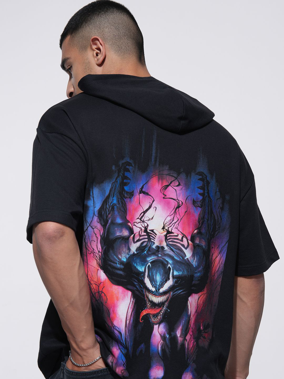 

HIGHLANDER Men Printed Hooded Sweatshirt, Black