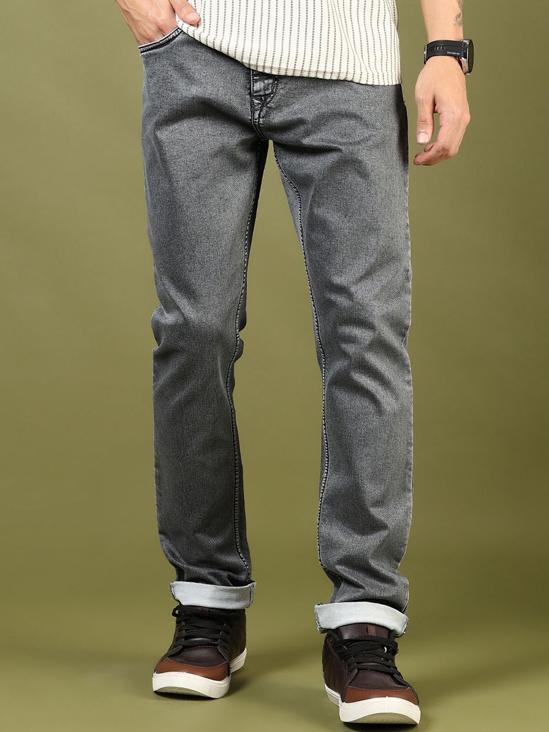 

V-Mart Men Light Fade Jeans, Grey