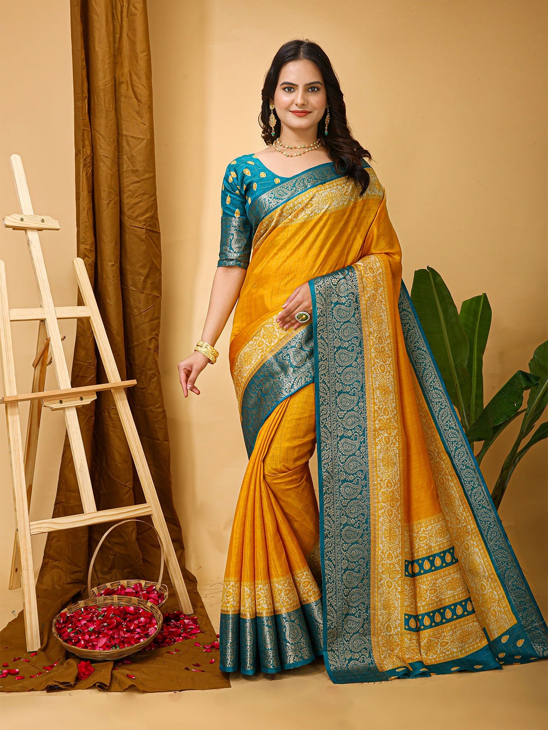 

Mitera Ethnic Motifs Zari Art Silk Banarasi Saree, Yellow