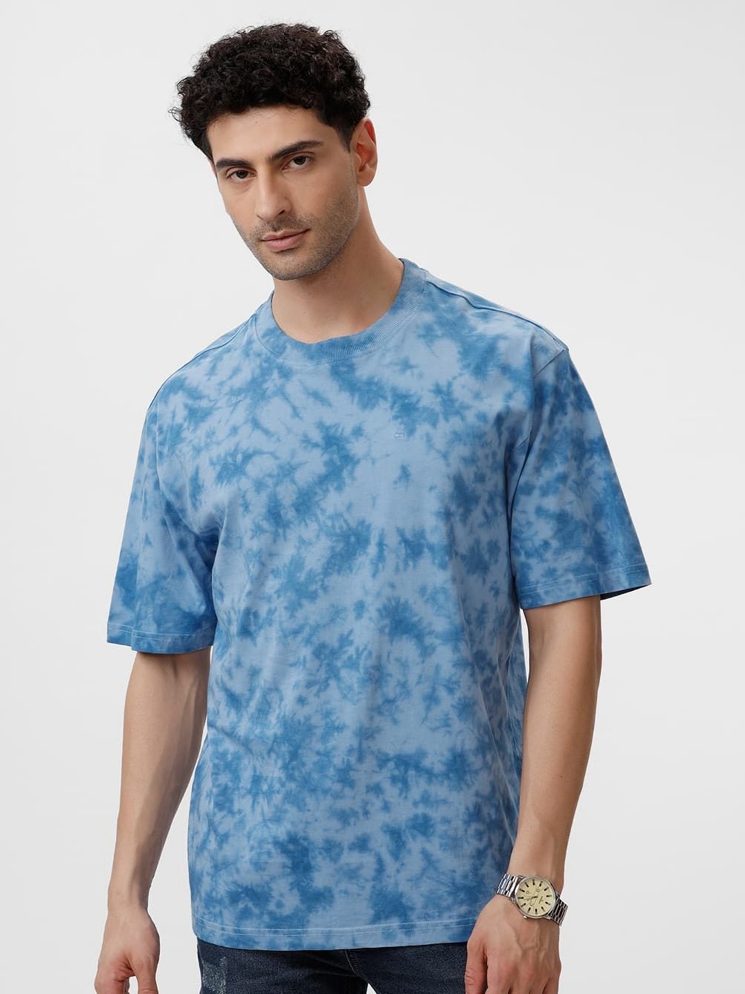

Basics Men Dyed Round Neck Cotton Relaxed Fit T-shirt, Blue