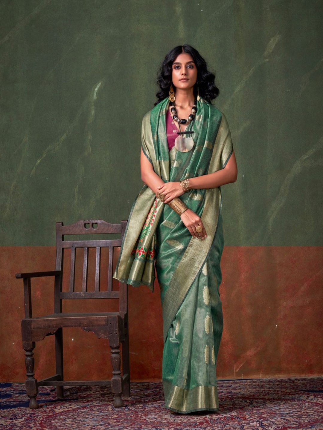 

BLENDIFY Woven Design Zari Silk Blend Banarasi Saree, Green