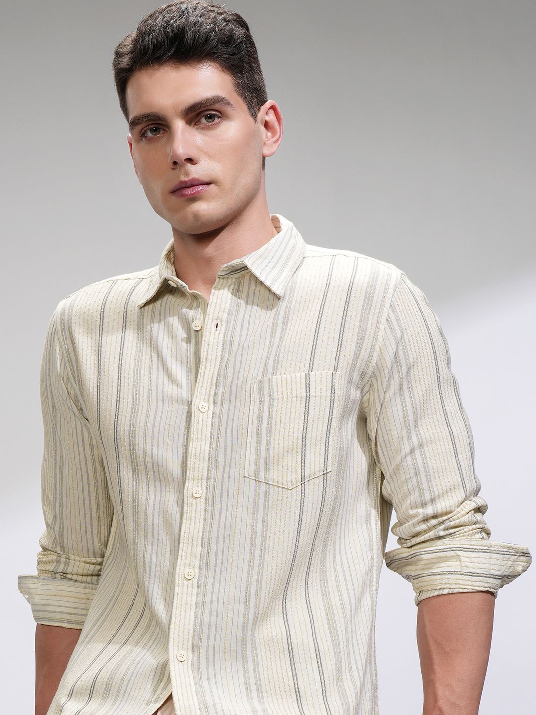 

HIGHLANDER Men Comfort Slim Fit Opaque Casual Shirt, Off white