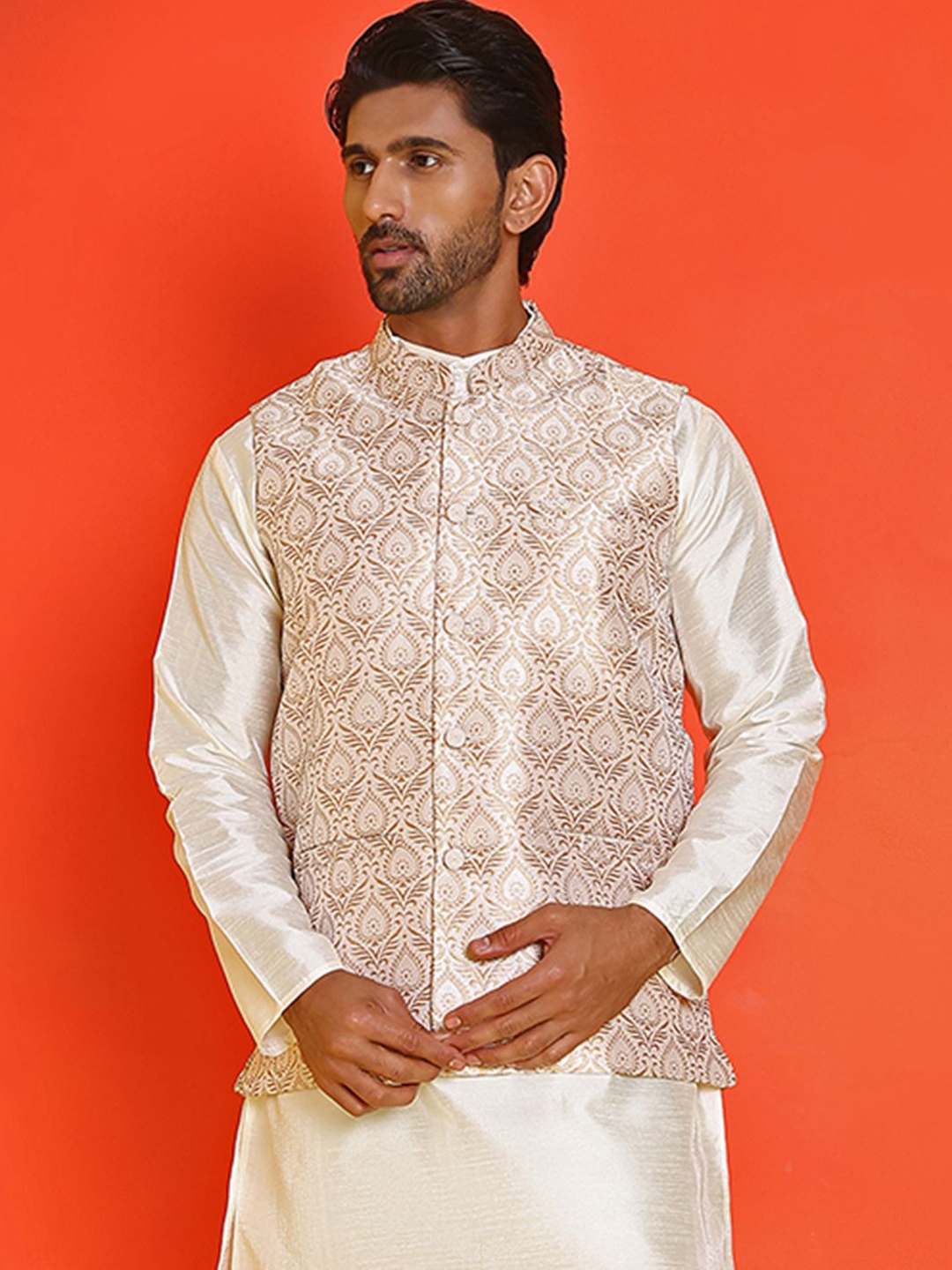 

Anouk Printed Woven Nehru Jacket, Cream