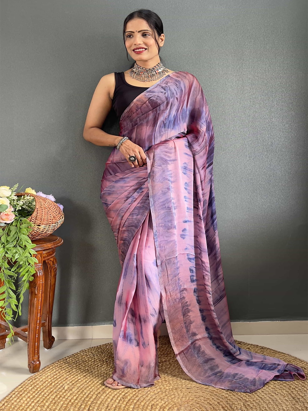 

HERE&NOW Tie and Dye Pure Chiffon Ready to Wear Saree, Purple