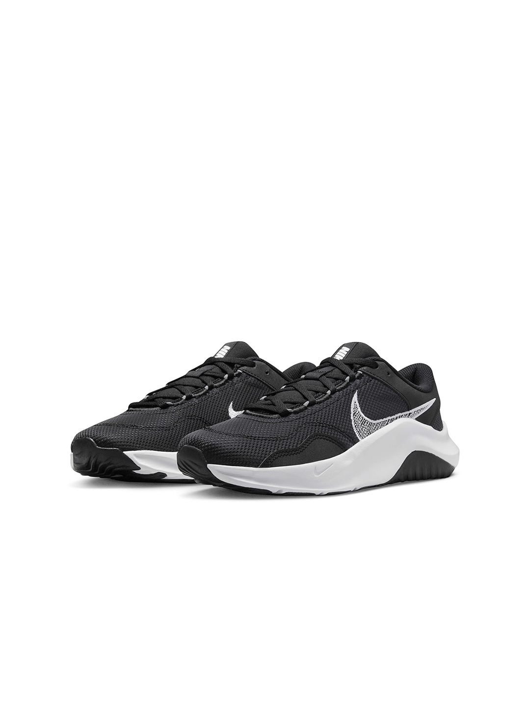 

Nike Women Legend Essential 3 Next Nature Training Shoes, Black