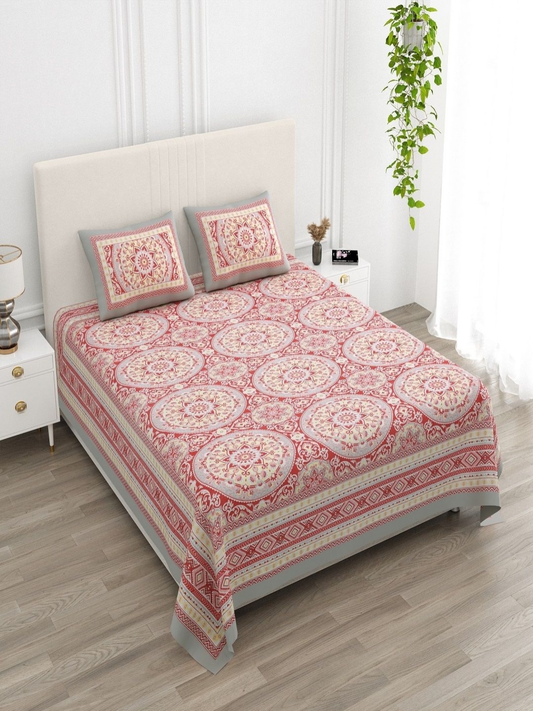 

tundwal's Red & Beige Floral Printed 210 TC Cotton King Bedsheet Set 2.28 m x 2.74 m