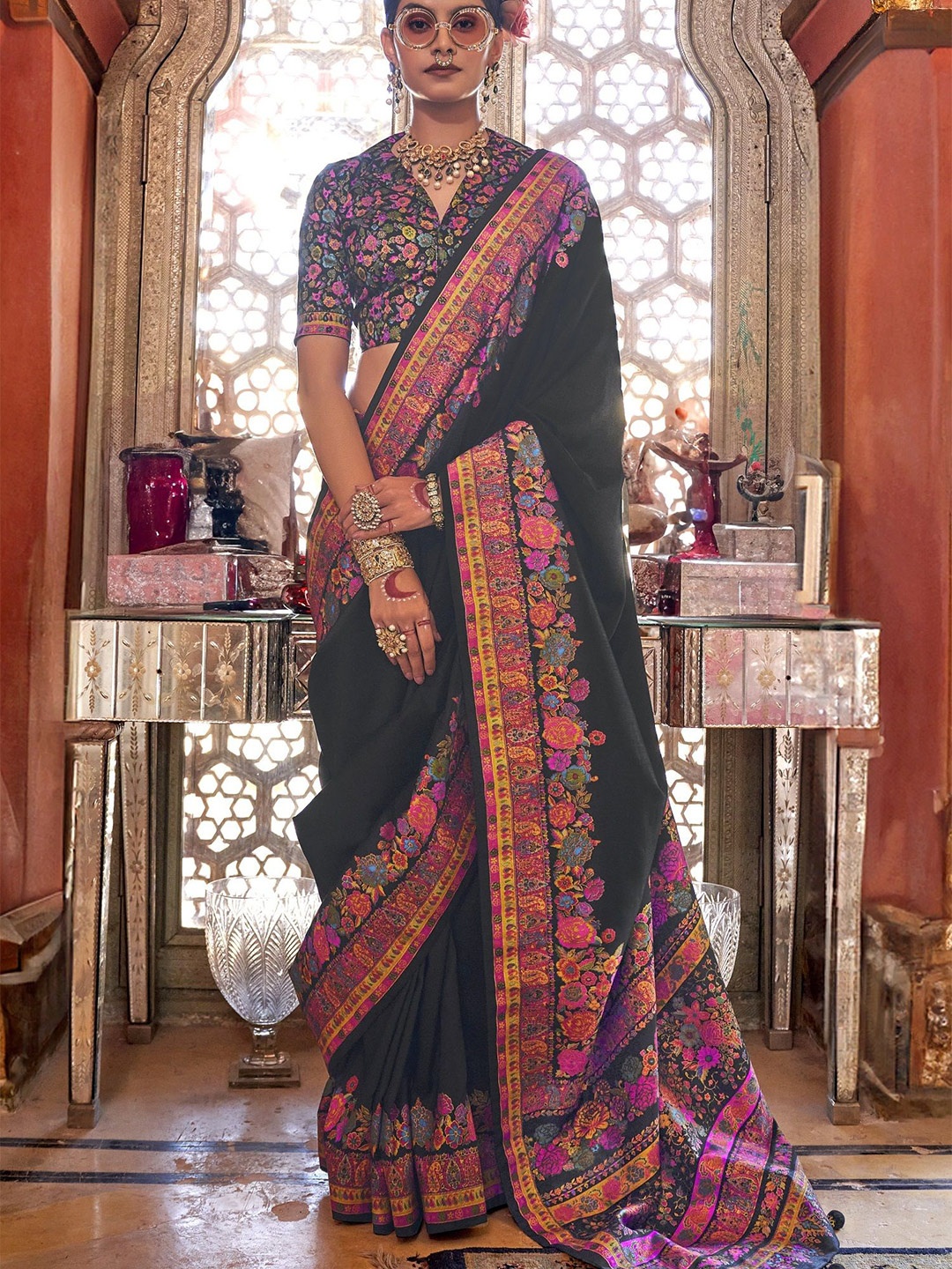 

MAHALASA Woven Design Zari Art Silk Kanjeevaram Saree, Black