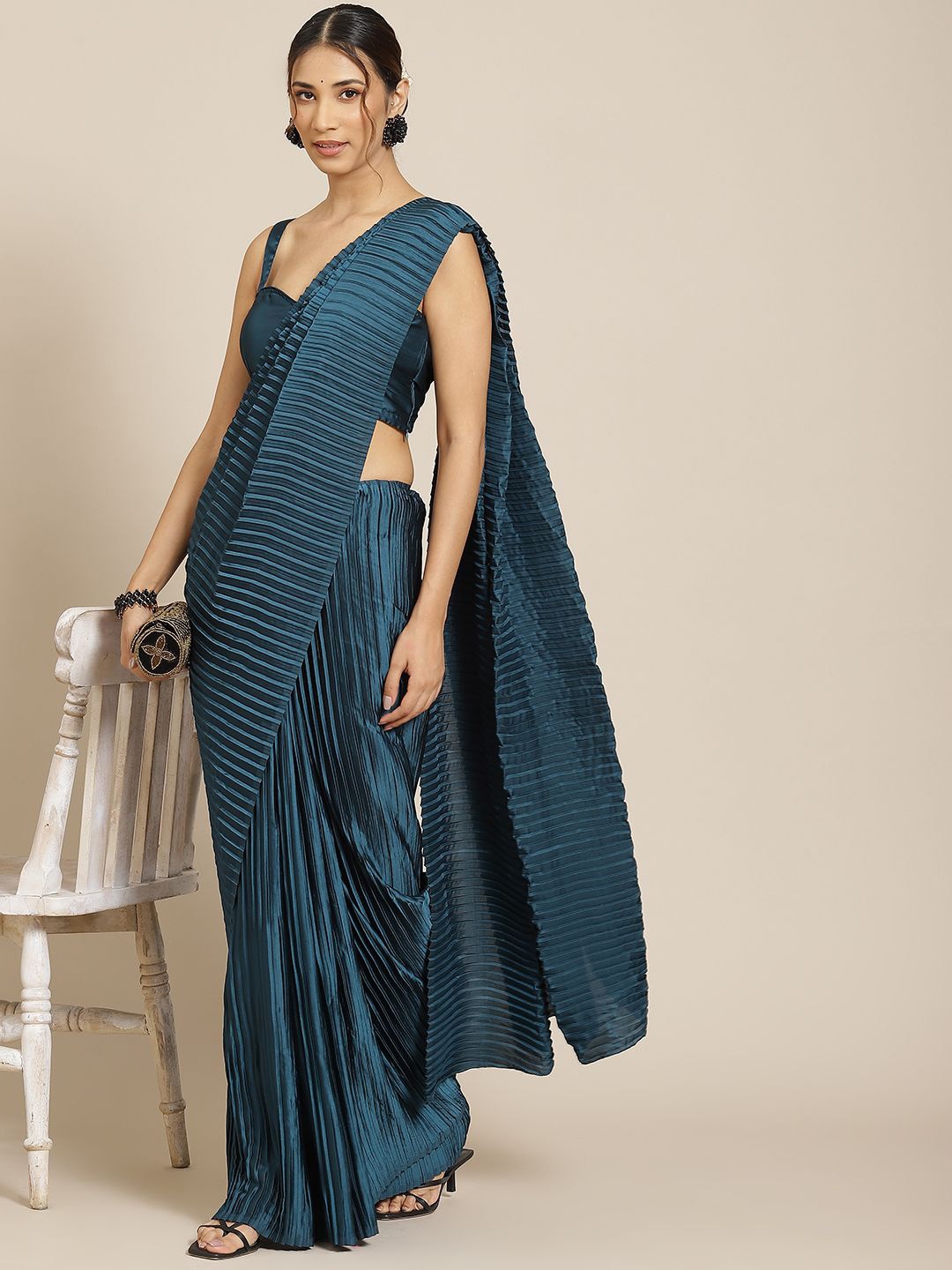 

KALINI Crushed Saree With Blouse Piece, Turquoise blue