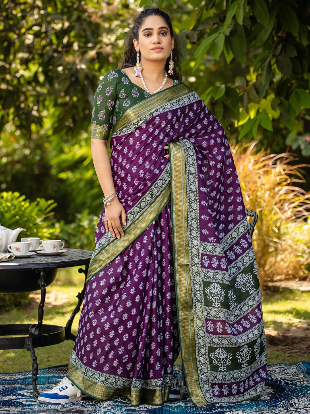 

KALINI Ethnic Motifs Zari Bagh Saree, Purple