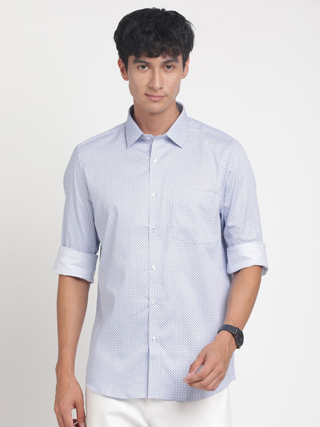 

Turtle Men Standard Opaque Printed Formal Shirt, Blue