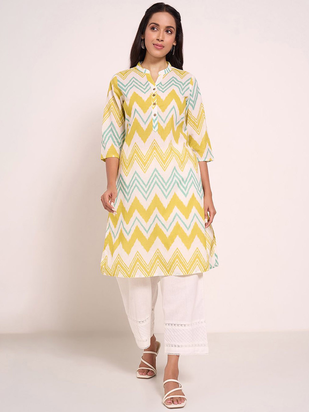 

RANGMANCH BY PANTALOONS Women Geometric Printed Thread Work Kurta, Olive