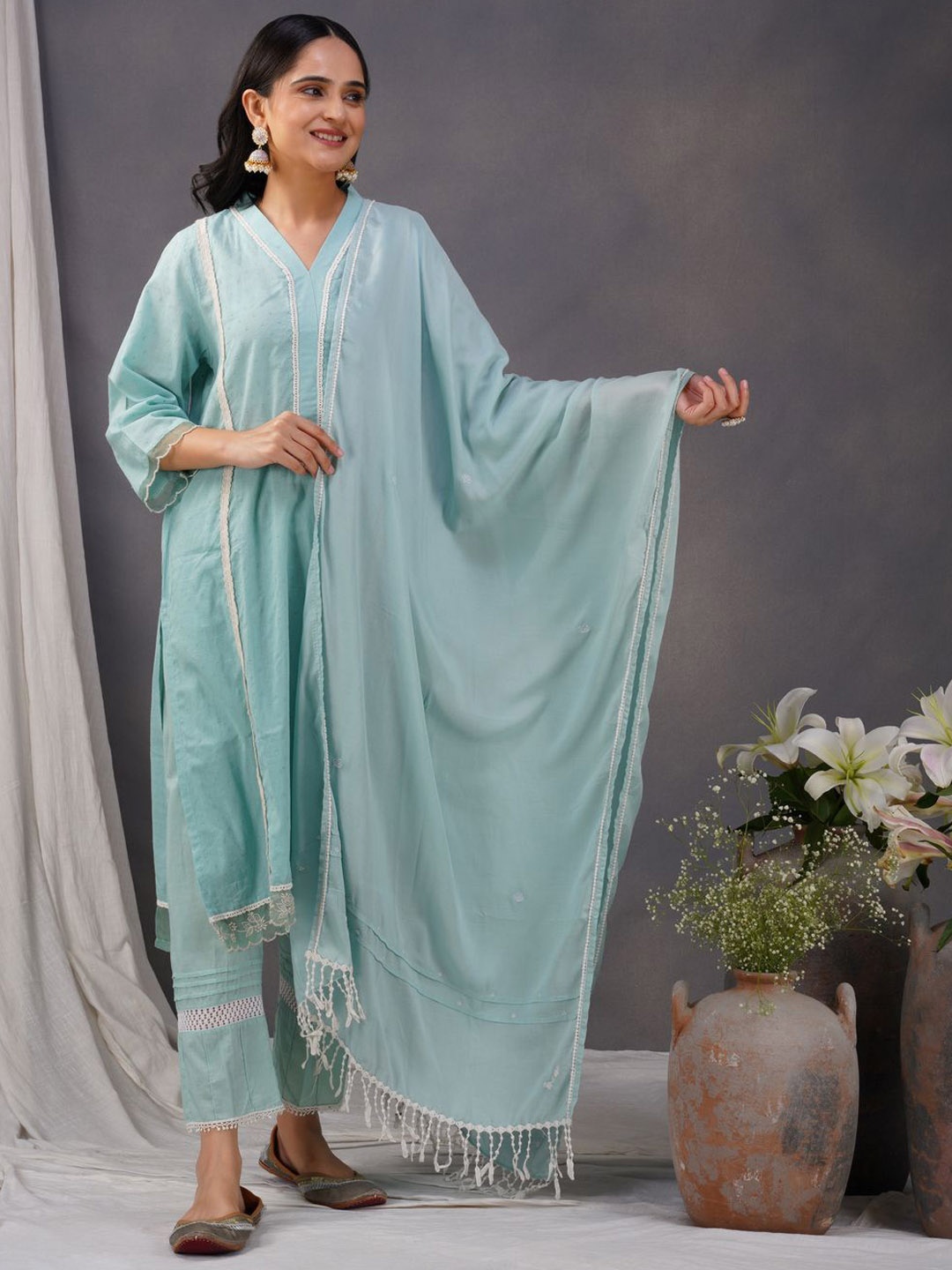 

zuri Women Regular Pure Cotton Kurta with Trousers & With Dupatta, Blue