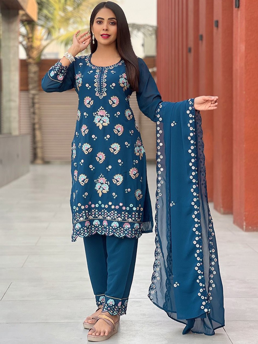 

BINDUDI Women Floral Embroidered Regular Sequinned Kurta with Pyjamas & With Dupatta, Blue