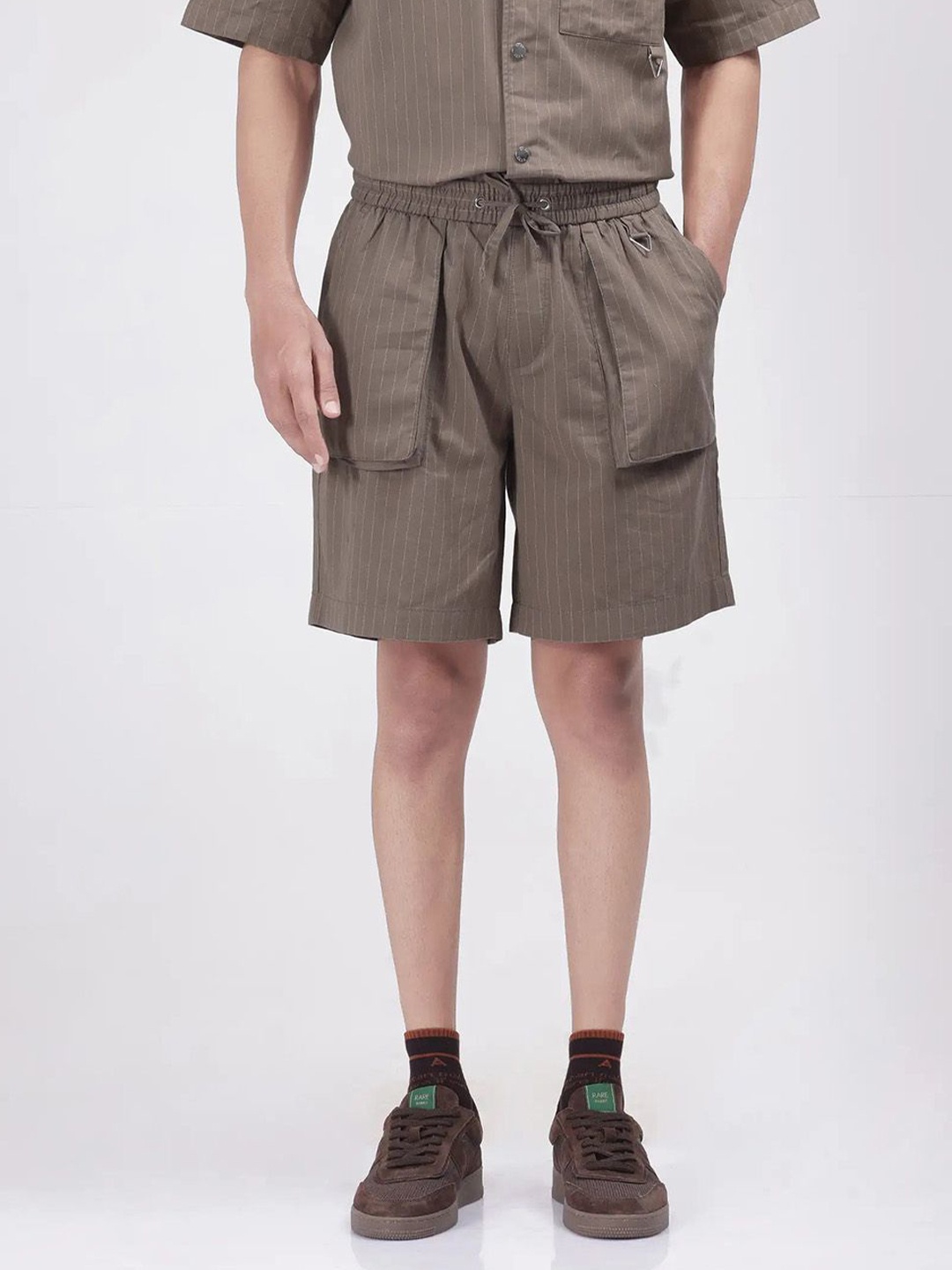 

RARE RABBIT Men Striped Loose Fit Technology Shorts, Beige