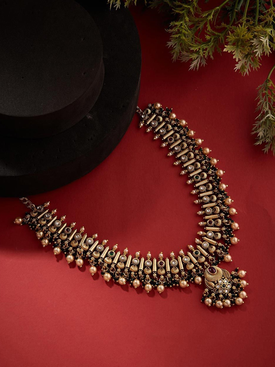 

Fabindia Necklace, Gold