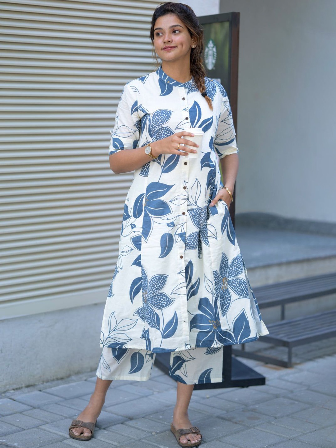 

DIVASTRI Women Ethnic Motifs Printed Regular Kurta with Palazzos, White